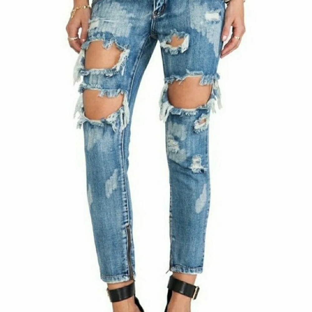 One Teaspoon - image 1